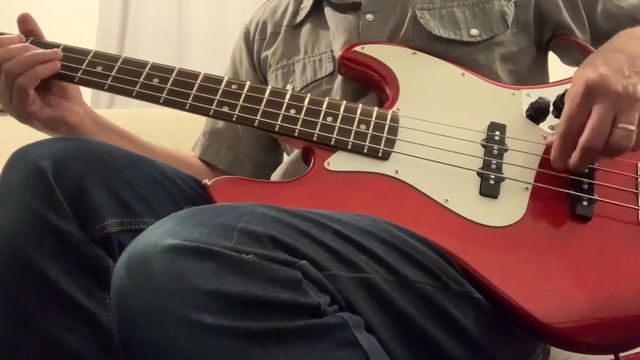 2007 Squier Affinity Jazz Bass Metallic Red Crafted in China смотреть онлайн