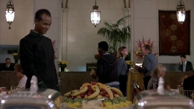 sidewalk scene beverly hills cop смотреть онлайн