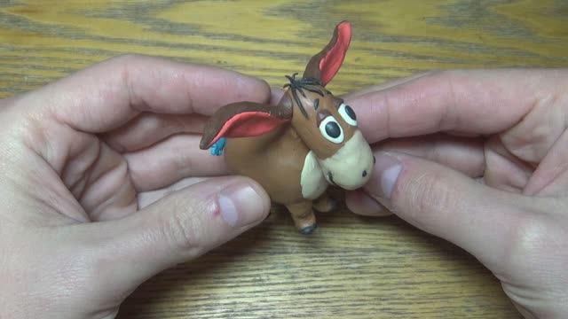 Ослик Иа из доброго советского мультфильма Винни-Пух. смотреть онлайн