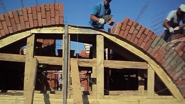 Кладка арки из кирпича