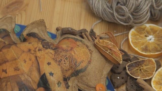 Чердачная игрушка - Декорирование (мастер-класс) смотреть онлайн