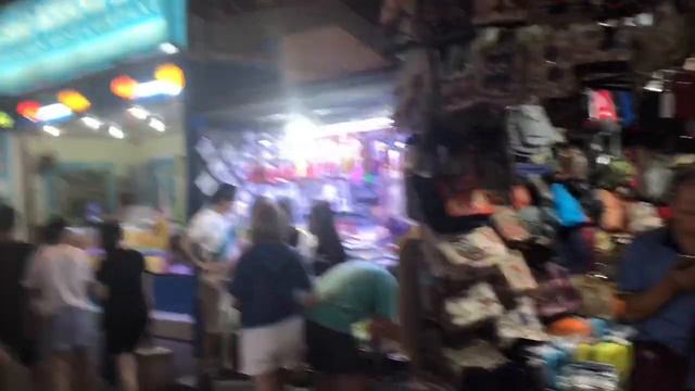 Обзор ночного рынка ( напротив лотоса) Вьетнам. Нячанг. Рынок Чёдам отстой, лучше рынок у лотоса! смотреть онлайн