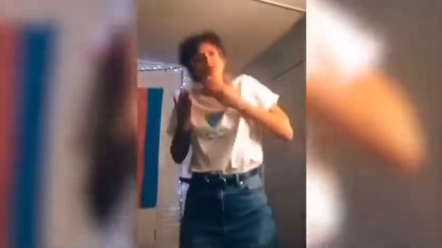 Renegade Dance - New Trend 2019 (Tik Tok Compilation) смотреть онлайн