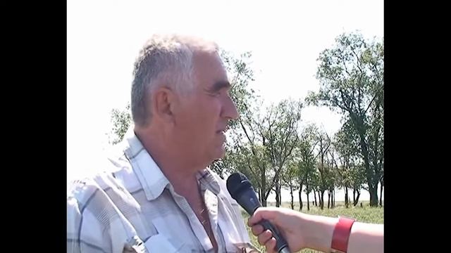 Архив августа 2010, Рабочий материал, Семичный, ЛПХ, поле, уборка, зерновые, подсобное хозяйство смотреть онлайн
