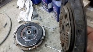 ЛАРГУС ЗАМЕНА СЦЕПЛЕНИЯ БЕЗ СНЯТИЯ ПОДРАМНИКА -БОЛЬШОЕ Т.О