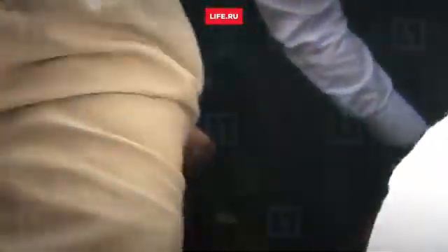 Жириновский устроил драку на Пушкинской площади после того, как его назвали "говном" смотреть онлайн