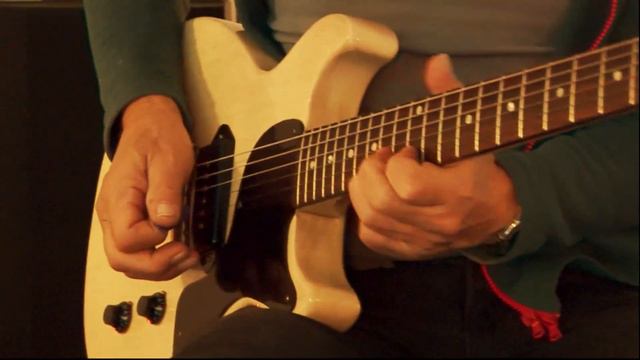 2011 Gibson "Les Paul 1957 JR TV double cut VOS, Custom Shop смотреть онлайн