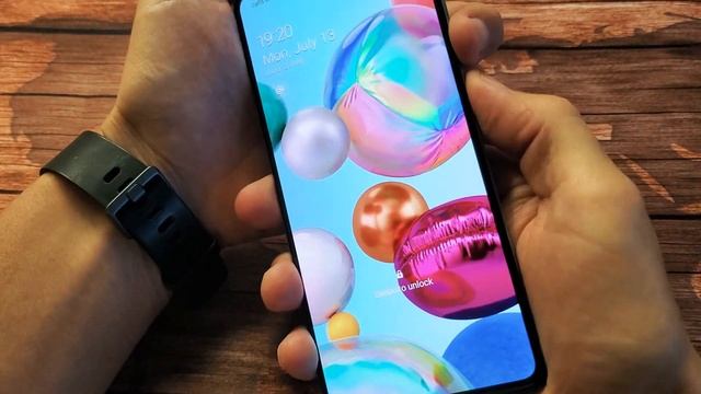 Galaxy A71: How to Fix Black Screen or Screen Won’t Turn On - 6 Easy Fixes! смотреть онлайн