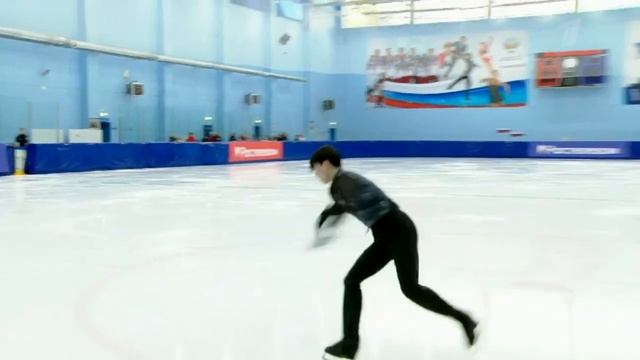 Николай Угожаев. Короткая программа. Контрольные прокаты сборной России среди юниоров 2023 смотреть онлайн