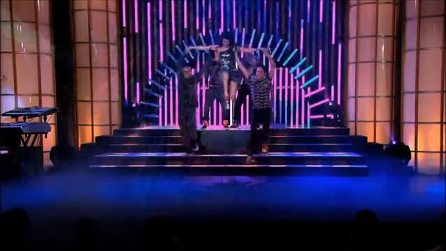 Victorious - Make It Shine [720p] (Victoria Justice)