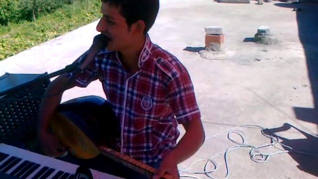 Sazcı Uğur Var Git Ölüm смотреть онлайн