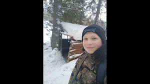 Вылазка в лес , нашли хижину Ипатыча и Михалыча