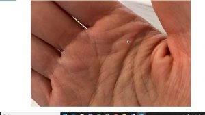 Пентаграмма и кольца магов на ладони, знаки магов на руке. Пример на фото. Хиромантия с Василисой