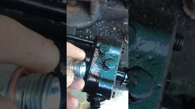 ЛТЗ 55 штуцер цилиндра задней навески смотреть онлайн