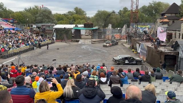 Авто-шоу "Гонки на Выживание" Мастер Панин парк смотреть онлайн