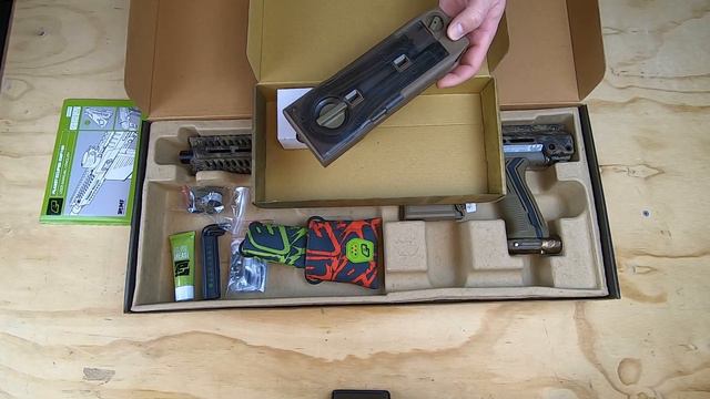 2022-03-17 Planet Eclipse EMF100 - Unboxing 1080P HD смотреть онлайн