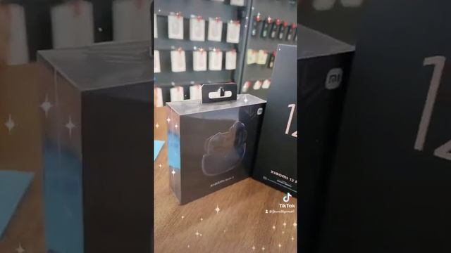 Xiaomi 12 Pro 12GB RAM+256GB ROM ₱48,999 ft. Xiaomi Buds 3 ₱4,999 no copyright infri.| Lynmari Vlog смотреть онлайн