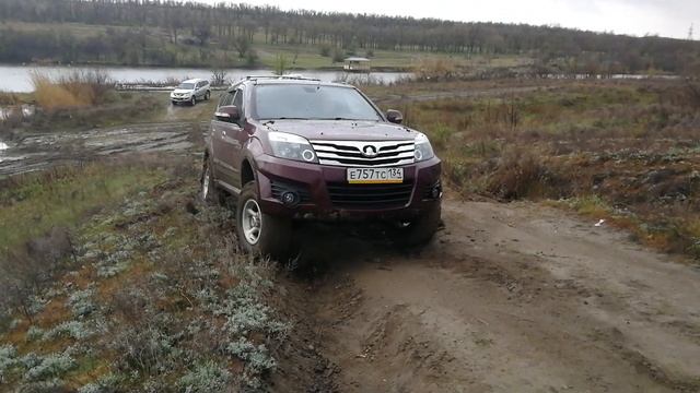 Hover H3 в крутой скользкий подъём. Резина Roadcruza RA3200.