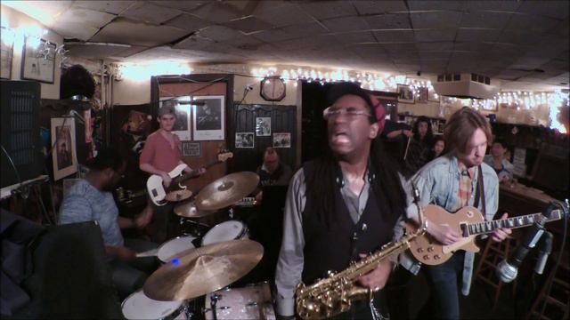 Brad Miller feat. Sean Wayland- Arc Is Enough(Wayland)- 55 Bar, NYC смотреть онлайн