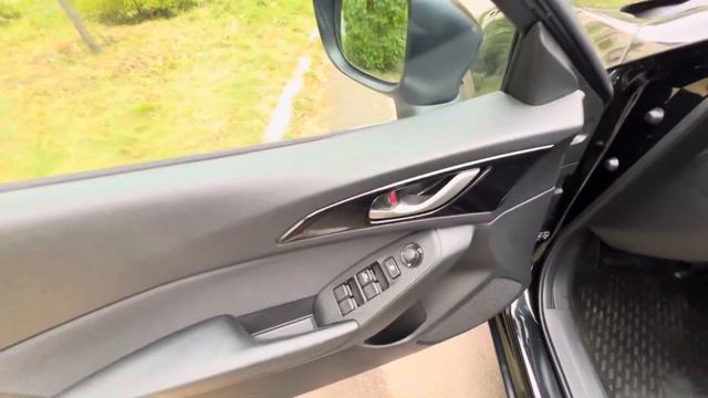 Mazda 3 в комплектации Active + и пробегом 100 000км! смотреть онлайн