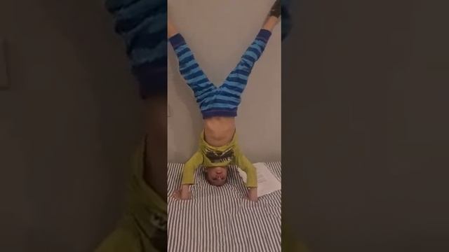 Как гимнасты учат Стихи.подписывайтесь. смотреть онлайн