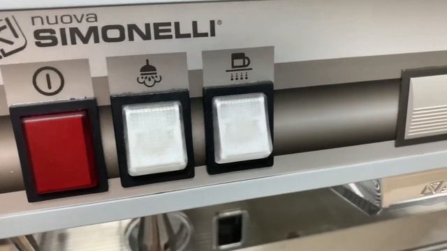 Сравнение Кофемашин Nuova Simonelli, Appia Life и Appia 2 смотреть онлайн