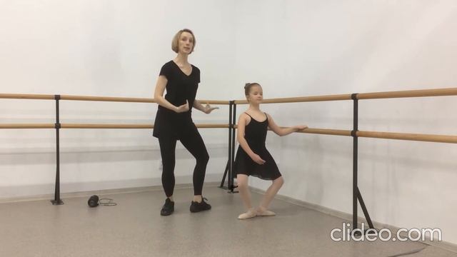 УРОКИ БАЛЕТА. Экзерсис у станка. Часть 1. смотреть онлайн