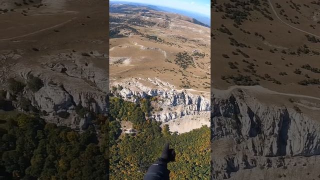 Беседка ветров. Крымский заповедник. Крым. Гурзуф. Пролетаю на параплане. смотреть онлайн