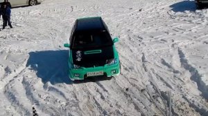 Toyota Estima Lucida показала всем что она непросто микроавтобус.