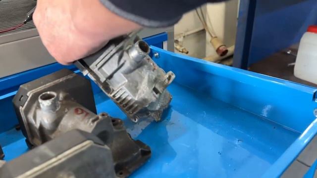 Нагнетатели Webasto Thermo Top C смотреть онлайн