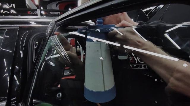 Тонирование AUDI Q3 в SHG Charcoal PHP 15 смотреть онлайн