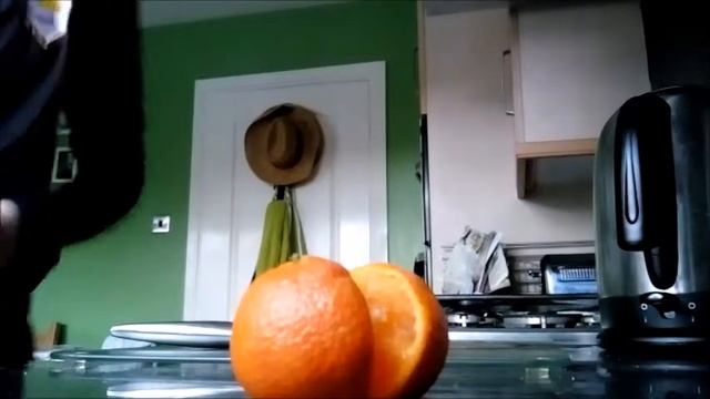 1000 DEGREES KNIFE VS INDESTRUCTIBLE FRUIT!! *GONE WRONG* смотреть онлайн