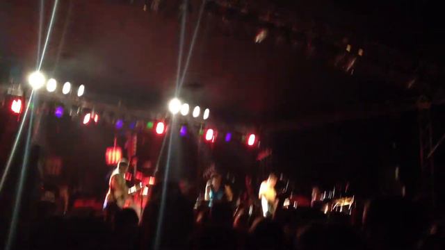 Walk the Moon - White Winter Hymnal - Fleet Foxes Cover (SOMA San Diego) смотреть онлайн
