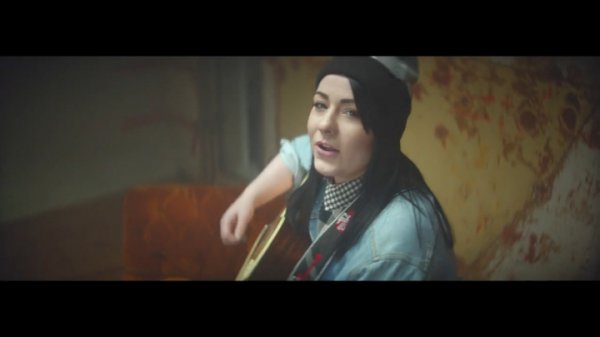 Lucy Spraggan - Lighthouse
