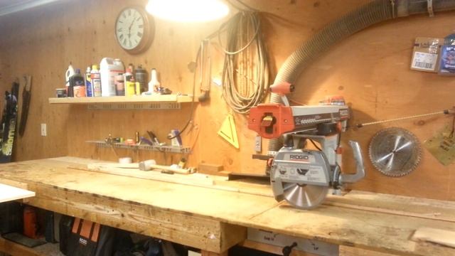 How to Rip Wood on a Radial Arm Saw смотреть онлайн