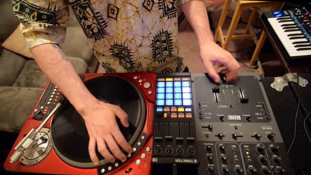 Max Kane "Bay Fonk" смотреть онлайн