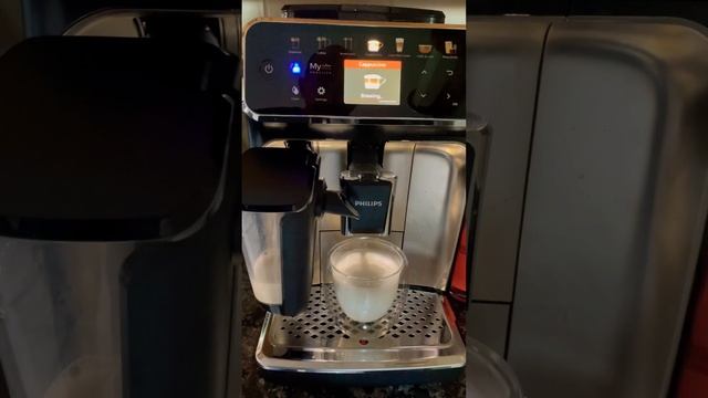 Philips Lattego 5400 perfect cappuccino смотреть онлайн