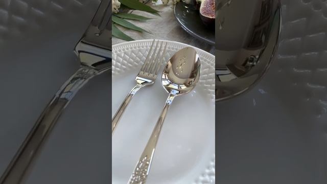 Серебряный столовый набор из вилки и ложки «Фаворит» смотреть онлайн