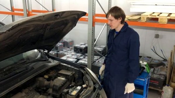 Замена АКБ на Kia Sportage II