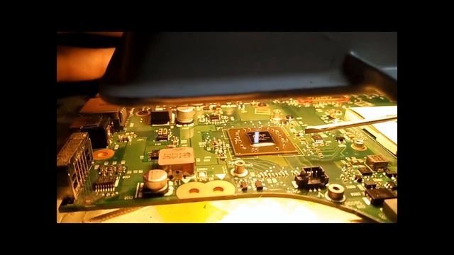 Замена северного моста 2001, HP 625. смотреть онлайн