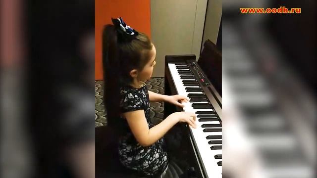 Литературное караоке. Чудакова Алиса, 8 лет, В Берестов «Как хорошо уметь читать» смотреть онлайн