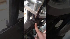 Демпфер руля мотоцикла. Крепления своими руками