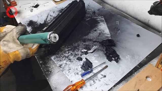 HP toner shredding - HP toner parçalama - HP CE740A color toner смотреть онлайн