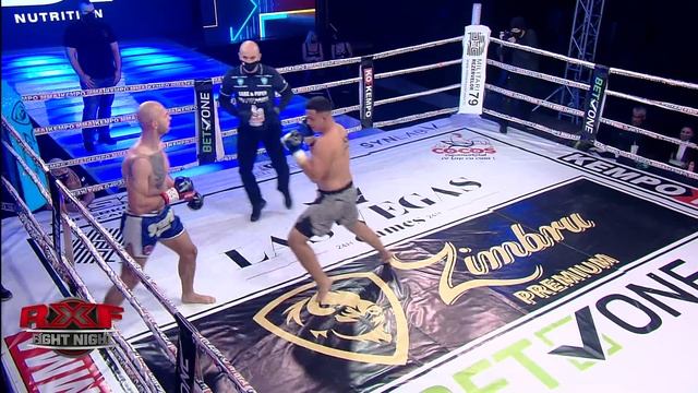 RXF: Cosmic Lingurar vs. Andrew Tate смотреть онлайн