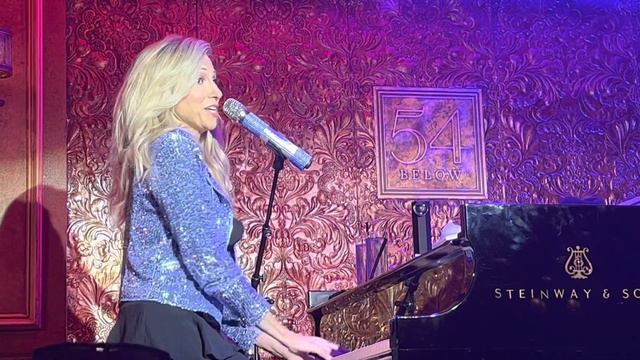 Debbie Gibson - “Musical Influences Medley” live @ 54 Below 8.18.2022 смотреть онлайн