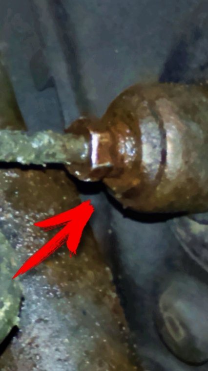 Как открутить тормозную трубку