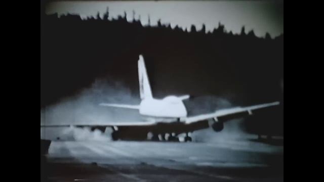 Boeing 747-121 - "Crash Landing Renton" - 1969 смотреть онлайн