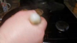 Окорочка на сковороде рецепт с чесноком жареные, готовлю когда надо быстро что нибудь приготовить.