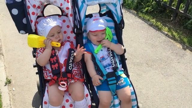 Самые крутые Королевские Двойняшки! смотреть онлайн