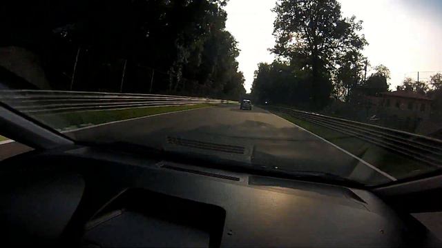 Monza Trackday 5/10/2014 Mitsubishi Colt CZT Vs Alfa 147 1 9 JTD смотреть онлайн